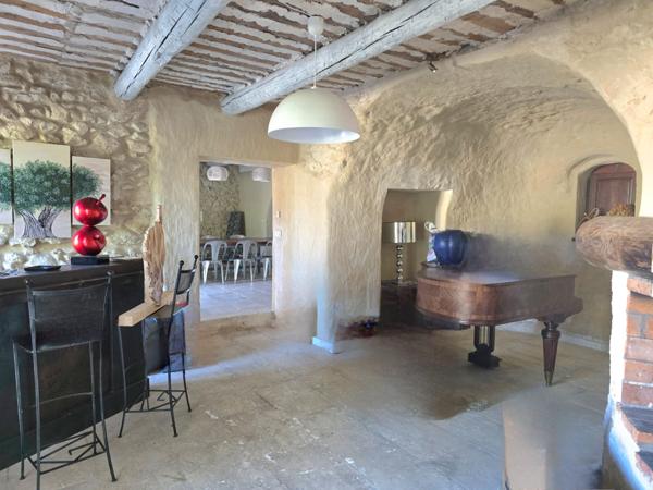 Vedène (84270) Propriété d'exception proche Avignon.