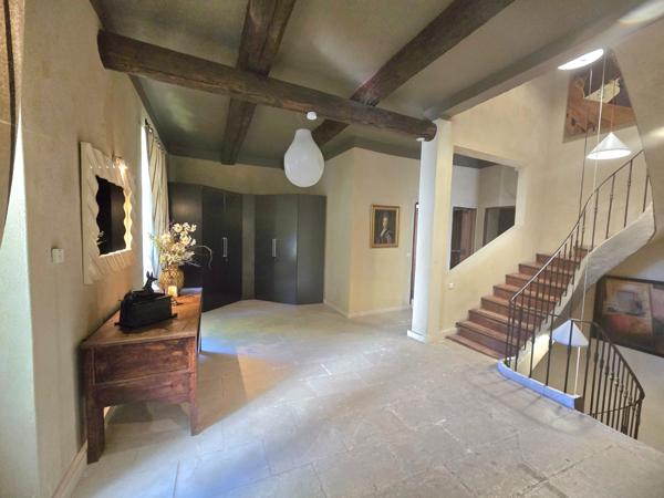 Vedène (84270) Propriété d'exception proche Avignon.