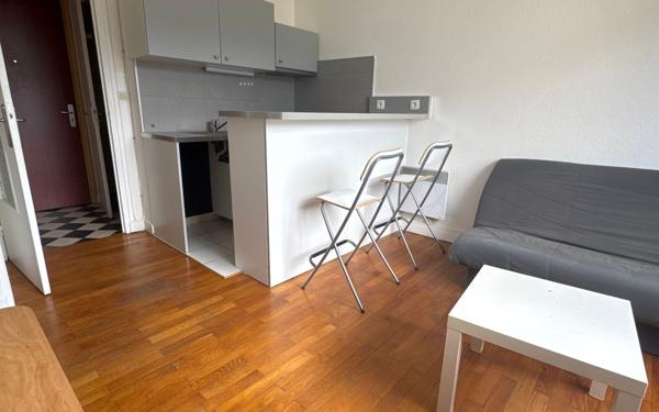 Appartement à louer    1 pièce •  Grenoble