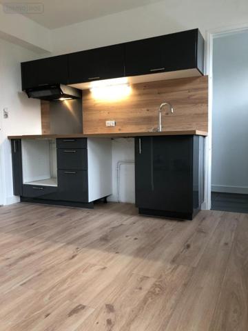 Appartement à louer à Laval en Mayenne (53000), ref : 53079-L388