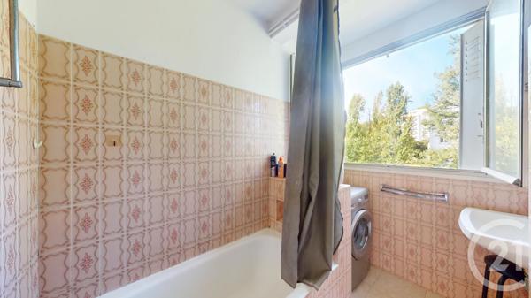 Appartement T3 à vendre  3 pièces - 62,19 m2 BAYONNE - 64