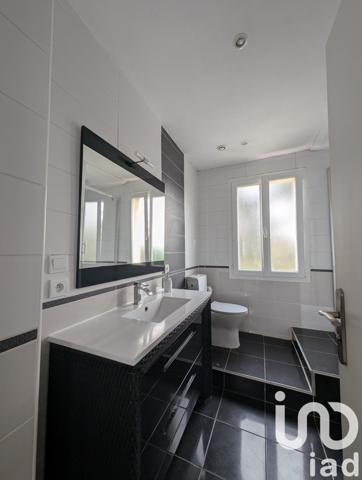 Maison traditionnelle 5 pièces de 96 m² à Saint-Juéry (81160)