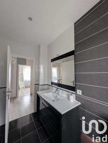 Maison traditionnelle 5 pièces de 96 m² à Saint-Juéry (81160)