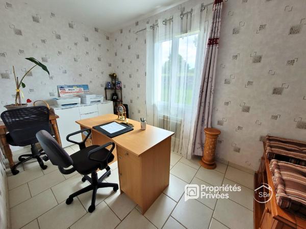 Villa avec vue dominante  de 127 m² - 4 chambres -Proche Joyeuse- 305 000 HAI