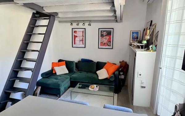 Appartement à vendre    2 pièces • 34 m2 Garons