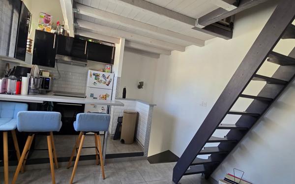 Appartement à vendre    2 pièces • 34 m2 Garons