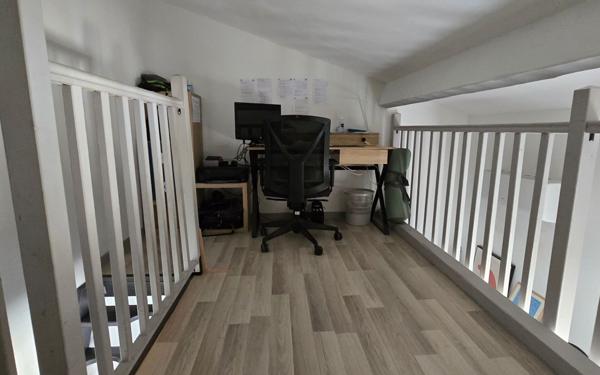 Appartement à vendre    2 pièces • 34 m2 Garons