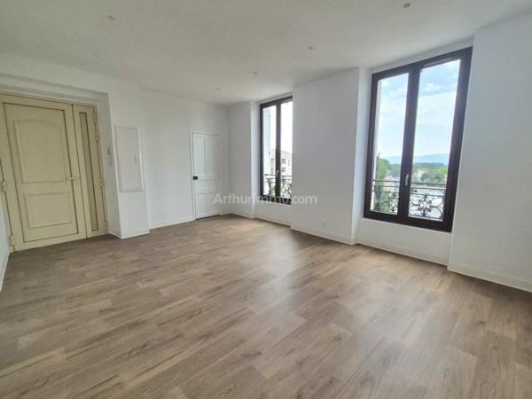 Location Appartement 3 pièces 59 m2 à Le Luc