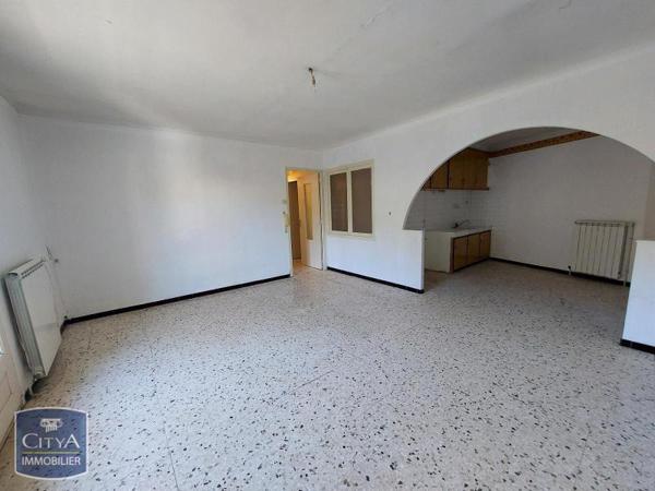 Appartement à louer 2 pièces 65.93m²
