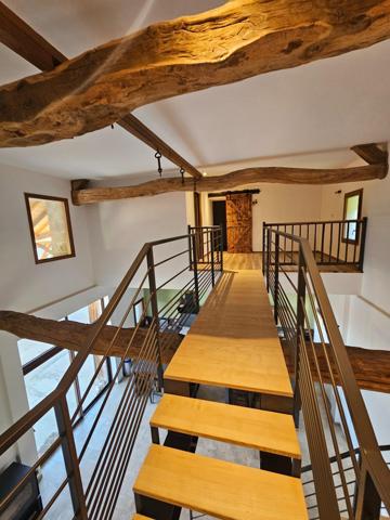 À Vendre  Maison Type T5 164 m². Bévenais 38690