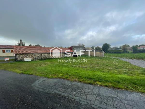 Terrain constructible  avec belle grange!