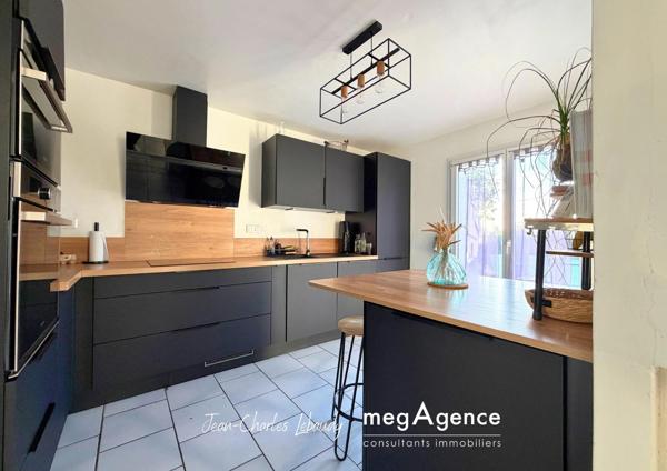 Maison à VIRE NORMANDIE, 14500 - 5 pièces 100m²