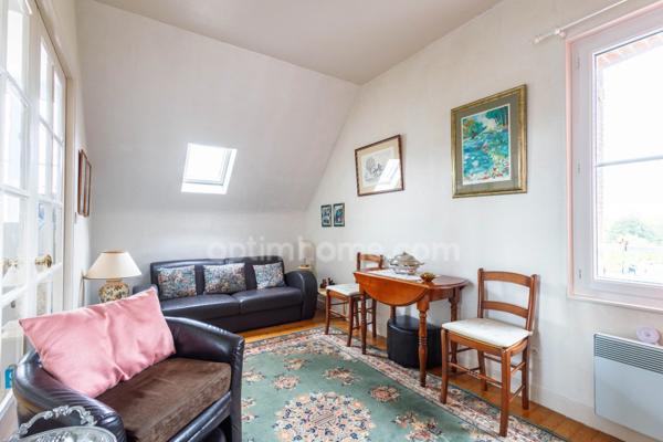 Cabourg Eventail Plage - Appartement de type T3 - 47 m2 - 2eme et dernier étage sans ascenseur - Cave - Villa avec jardin