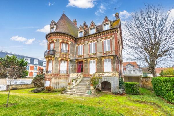 Cabourg Eventail Plage - Appartement de type T3 - 47 m2 - 2eme et dernier étage sans ascenseur - Cave - Villa avec jardin