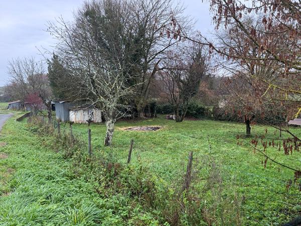 MAISON DE 143 m2 SUR JARDIN , Bourg MAISON DE 143 m2 SUR JARDIN , Bourg