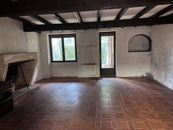 MAISON DE 143 m2 SUR JARDIN , Bourg MAISON DE 143 m2 SUR JARDIN , Bourg