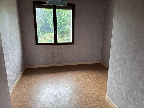 MAISON DE 143 m2 SUR JARDIN , Bourg MAISON DE 143 m2 SUR JARDIN , Bourg