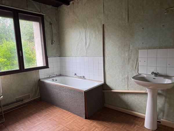 MAISON DE 143 m2 SUR JARDIN , Bourg MAISON DE 143 m2 SUR JARDIN , Bourg