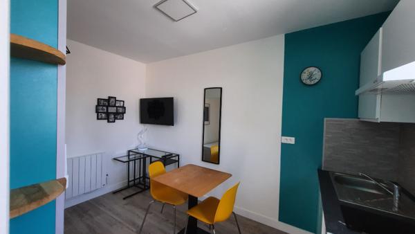 Appartement Cholet 1 pièce(s) 16 m2