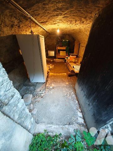 HAUTERIVE - Vente Maison Louée - Bail en cours

Venez découvrir cette charmante maison rurale...