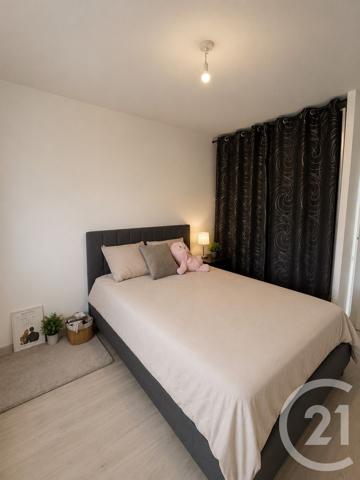 Appartement T3 à vendre  3 pièces - 62,85 m 2   LE BOUSCAT  - 33