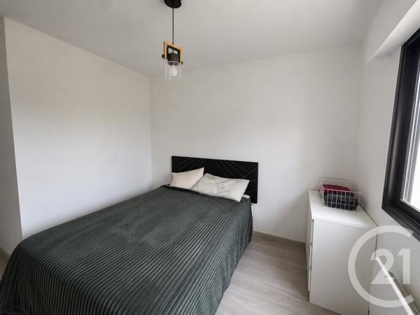 Appartement T3 à vendre  3 pièces - 62,85 m 2   LE BOUSCAT  - 33