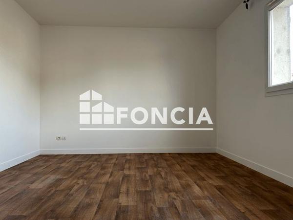 Location Maison 5 pièces 122.48 m² - 2 BIS RUE JULES CESAR Gien 45500