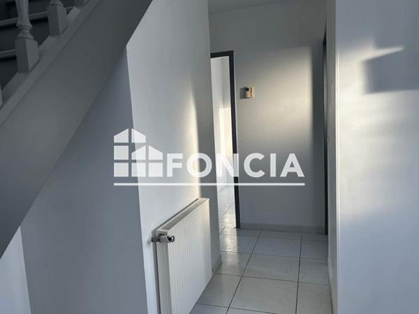 Location Maison 5 pièces 122.48 m² - 2 BIS RUE JULES CESAR Gien 45500