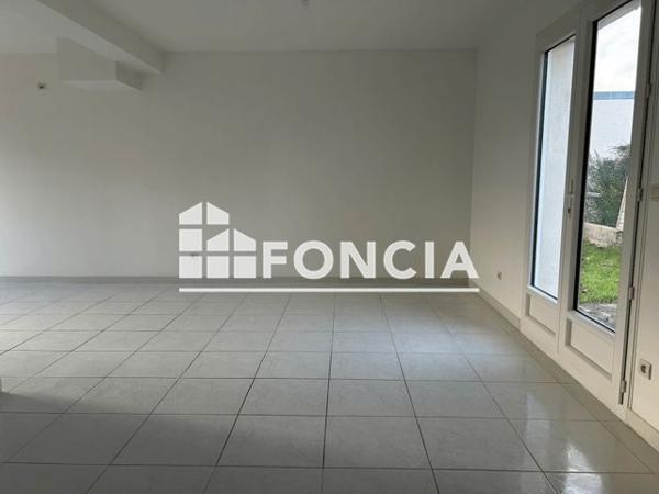 Location Maison 5 pièces 122.48 m² - 2 BIS RUE JULES CESAR Gien 45500