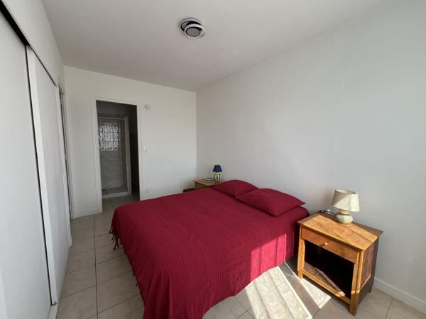 T2 avec terrasse et cave