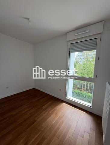 Location Appartement 4 pièces 76.59 m² - Rueil-malmaison 92500