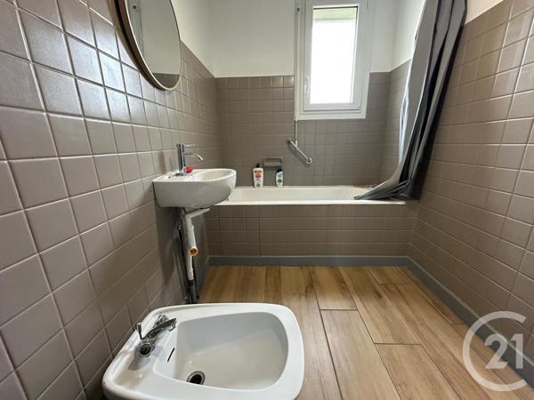 Maison à vendre  5 pièces - 75 m2 FOUGERES - 35