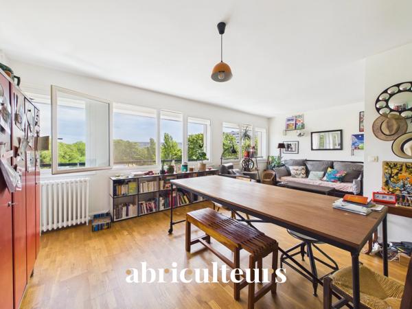 Appartement entièrement rénové en vente sur les Bords de Marne à Maisons Alfort (94700)
