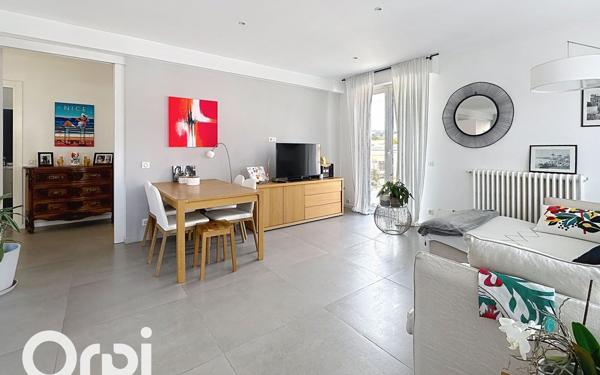 Maison à vendre    6 pièces • 146,67 m2 Villeneuve-Loubet