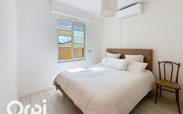 Maison à vendre    6 pièces • 146,67 m2 Villeneuve-Loubet