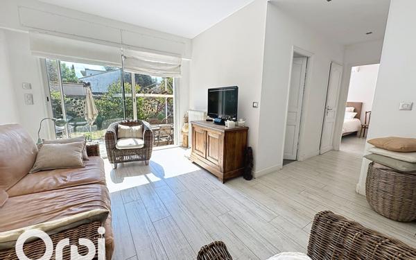 Maison à vendre    6 pièces • 146,67 m2 Villeneuve-Loubet