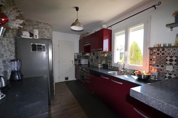 Proche de COULOMMIERS, à vendre Maison de 5 pièces