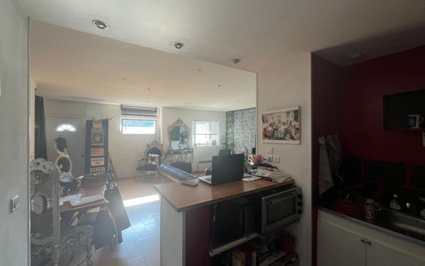 Immeuble à vendre    2 pièces • 151 m2 Lesneven