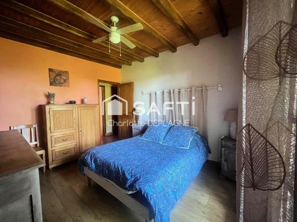 Belle maison en pierre