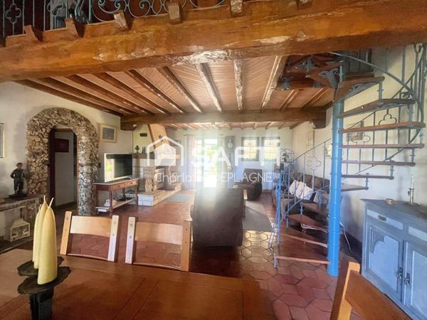 Belle maison en pierre