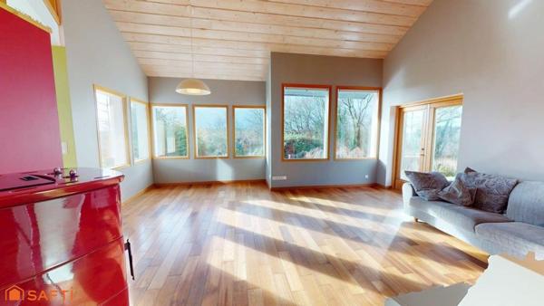 Maison de 2006 à ossature bois d'environ 172 m²