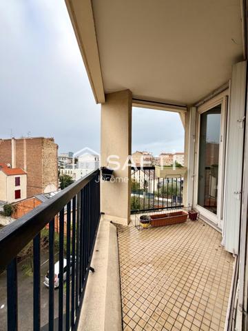 Courbevoie – Dernier étage, 94 m² avec balcon