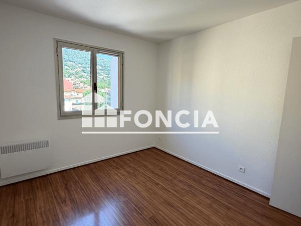 Location Appartement 2 pièces 38.01 m² - 108 AVENUE VICTOR TUBY Vence 06140