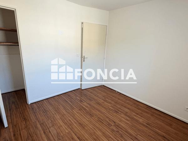 Location Appartement 2 pièces 38.01 m² - 108 AVENUE VICTOR TUBY Vence 06140