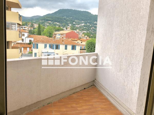 Location Appartement 2 pièces 38.01 m² - 108 AVENUE VICTOR TUBY Vence 06140