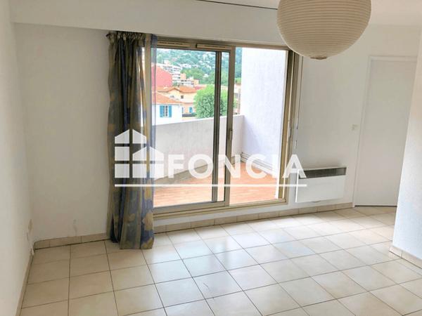Location Appartement 2 pièces 38.01 m² - 108 AVENUE VICTOR TUBY Vence 06140