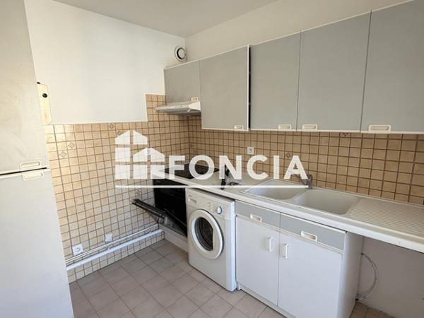Location Appartement 2 pièces 38.01 m² - 108 AVENUE VICTOR TUBY Vence 06140