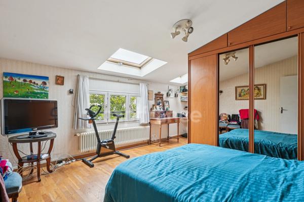 Belle maison à vendre 9 pièces CACHAN (94)