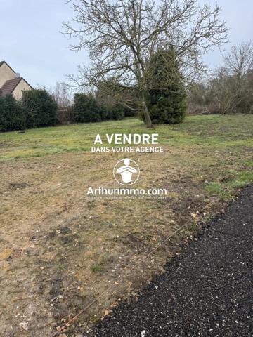 Vente Terrain 736 m2 à Anet