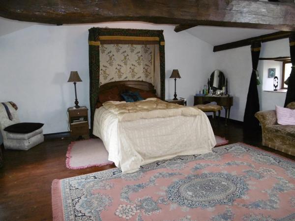 Maison de caractère avec piscine et maison d’amis